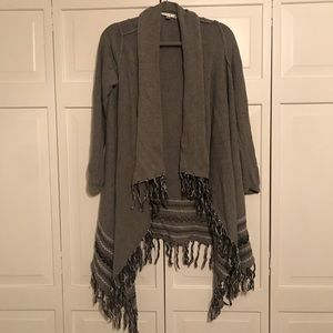 CAbi gray sweater